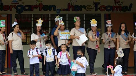 920K DepEd teaching personnel to get performance.